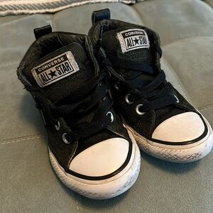 Canvas converse kids slip on